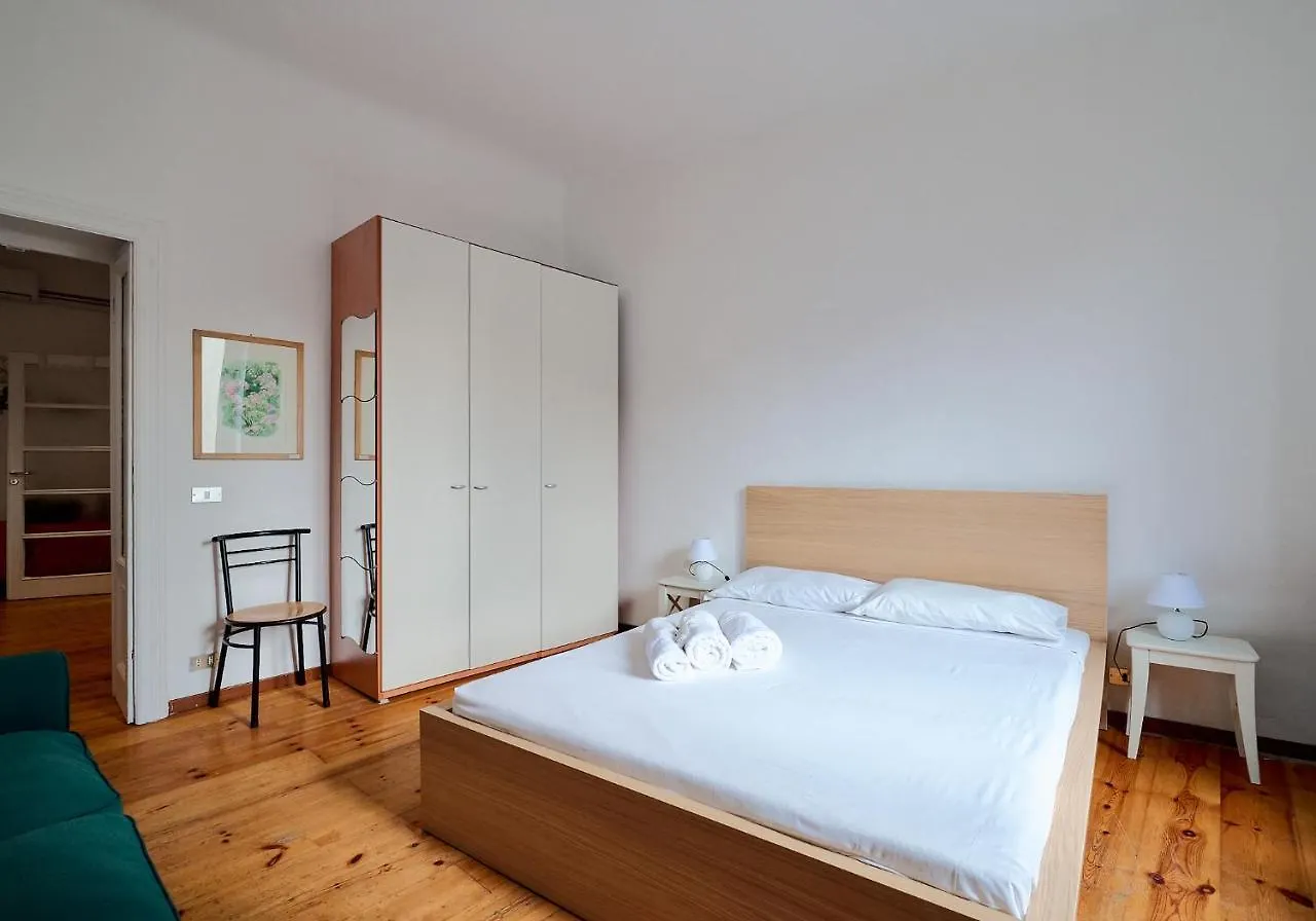 Xenia Apartments - Central Studio Apartment In Navigli Area Milan